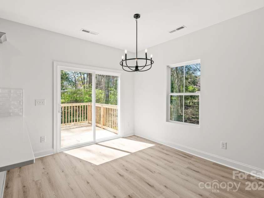 701 Applewood Street, Kannapolis, NC 28081.  MLS# CAR4240660, YatesRealty ID 9078. 