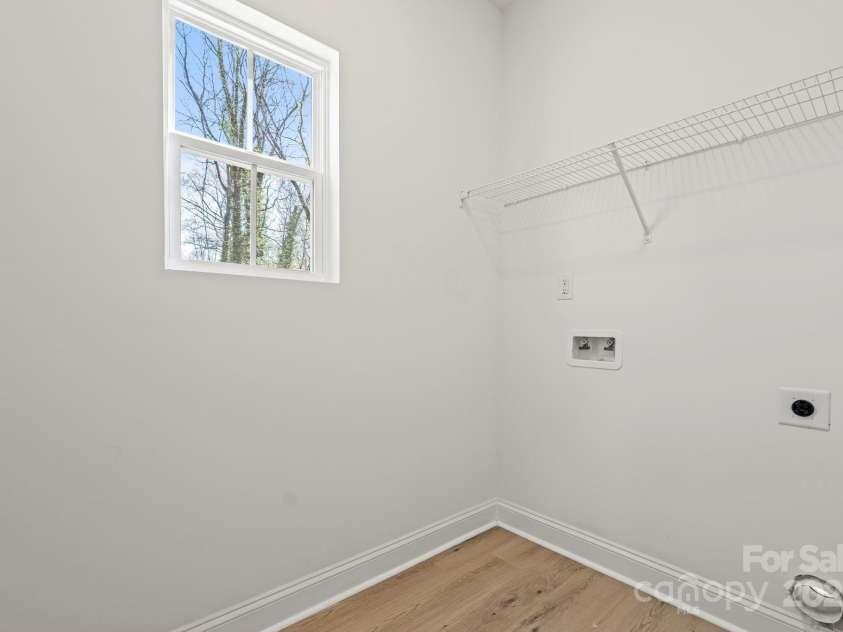 701 Applewood Street, Kannapolis, NC 28081.  MLS# CAR4240660, YatesRealty ID 9078. 