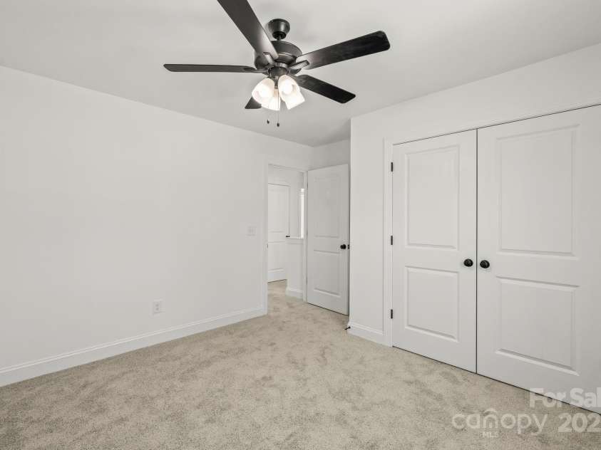 701 Applewood Street, Kannapolis, NC 28081.  MLS# CAR4240660, YatesRealty ID 9078. 