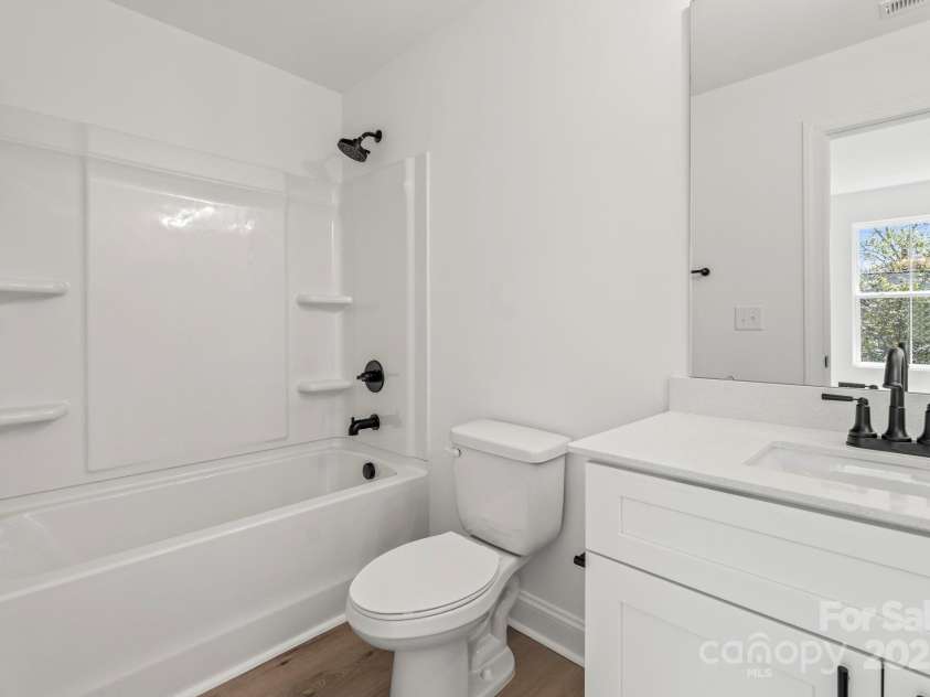 701 Applewood Street, Kannapolis, NC 28081.  MLS# CAR4240660, YatesRealty ID 9078. 