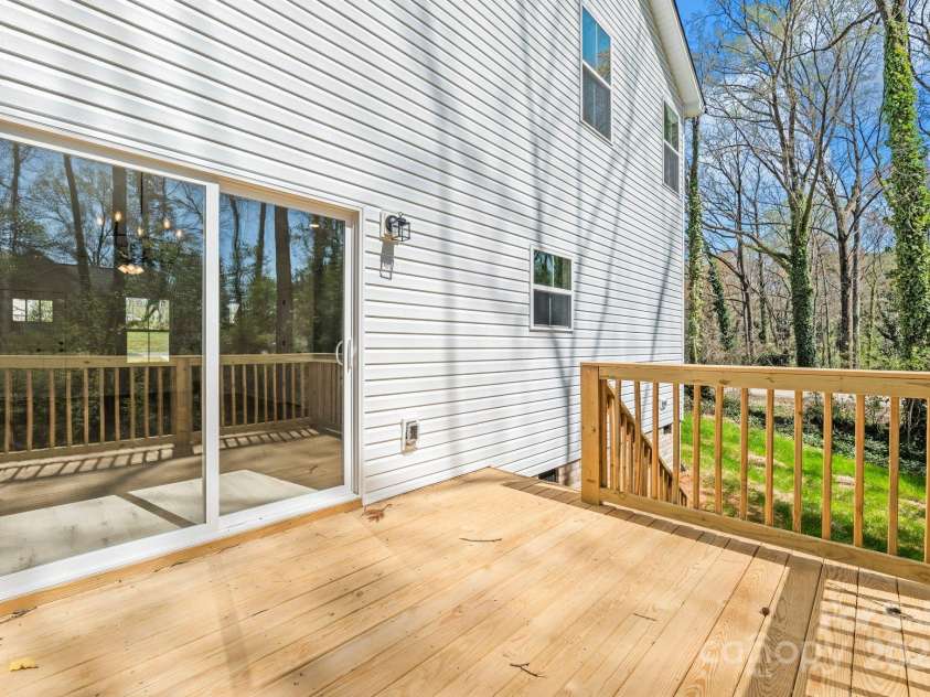 701 Applewood Street, Kannapolis, NC 28081.  MLS# CAR4240660, YatesRealty ID 9078. 