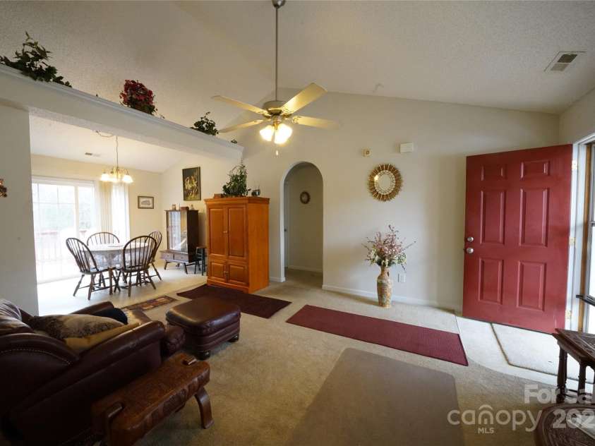 2038 Mallard Creek Drive, Rock Hill, SC 29732.  MLS# CAR4208815, YatesRealty ID 908. 