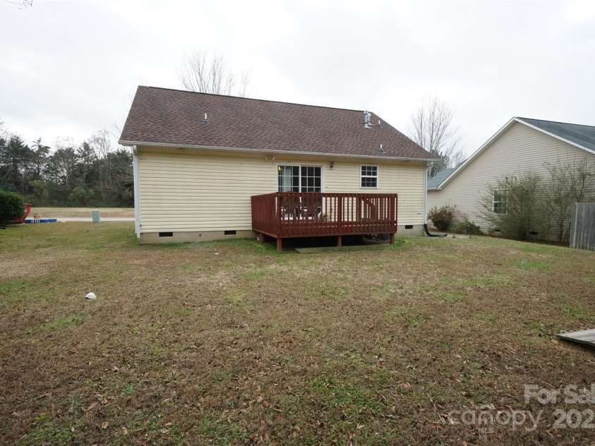 2038 Mallard Creek Drive, Rock Hill, SC 29732.  MLS# CAR4208815, YatesRealty ID 908. 