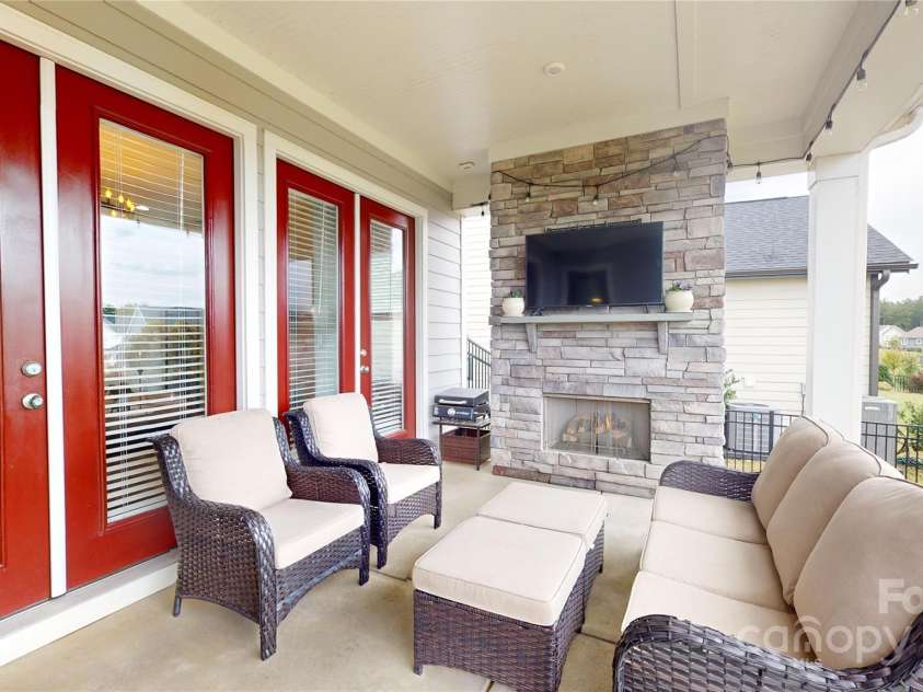 2402 Paddlers Cove Drive, Clover, SC 29710.  MLS# CAR4189021, YatesRealty ID 9080. 