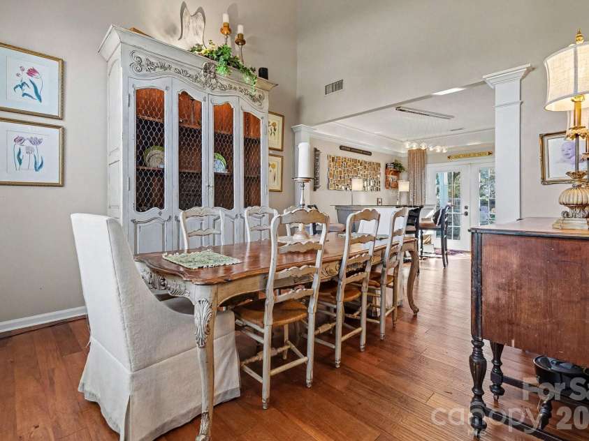 8842 Fieldcroft Drive, Charlotte, NC 28277.  MLS# CAR4355662, YatesRealty ID 9080. 