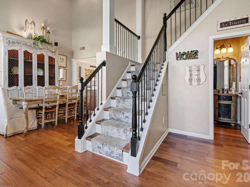 8842 Fieldcroft Drive, Charlotte, NC 28277.  MLS# CAR4355662, YatesRealty ID 9080. 