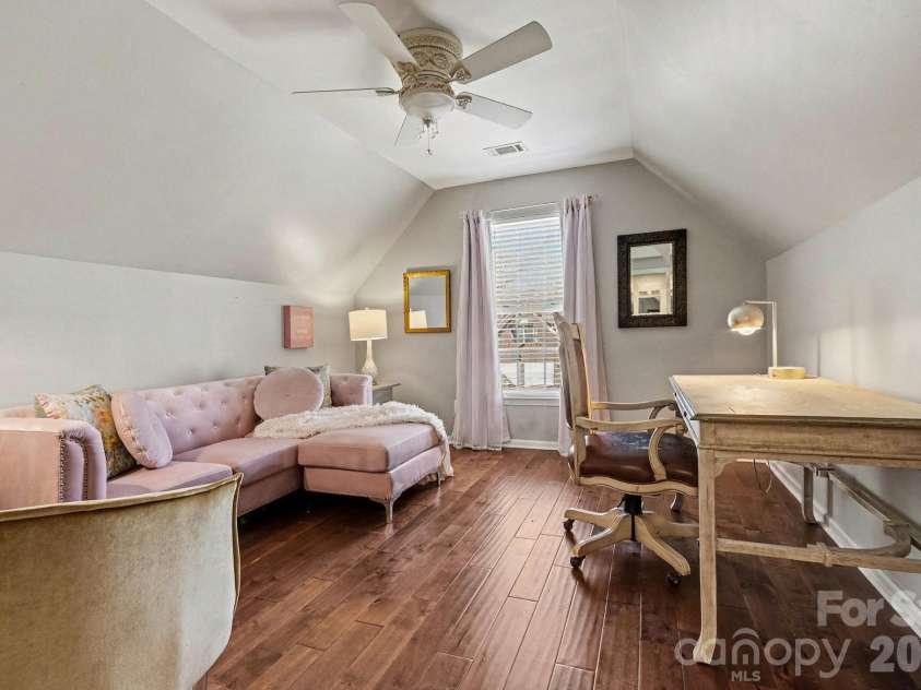 8842 Fieldcroft Drive, Charlotte, NC 28277.  MLS# CAR4355662, YatesRealty ID 9080. 