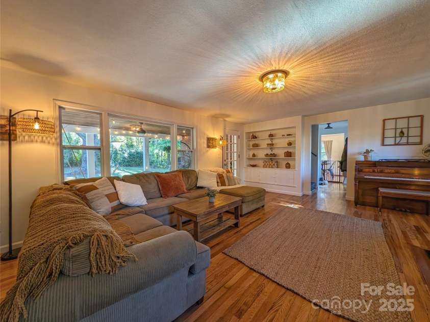 317 Balsam Drive, Waynesville, NC 28786.  MLS# CAR4244579, YatesRealty ID 9081. 