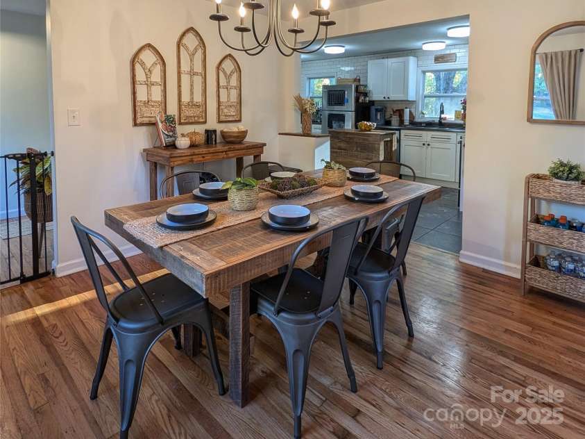 317 Balsam Drive, Waynesville, NC 28786.  MLS# CAR4244579, YatesRealty ID 9081. 