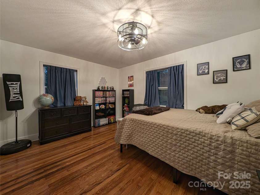 317 Balsam Drive, Waynesville, NC 28786.  MLS# CAR4244579, YatesRealty ID 9081. 