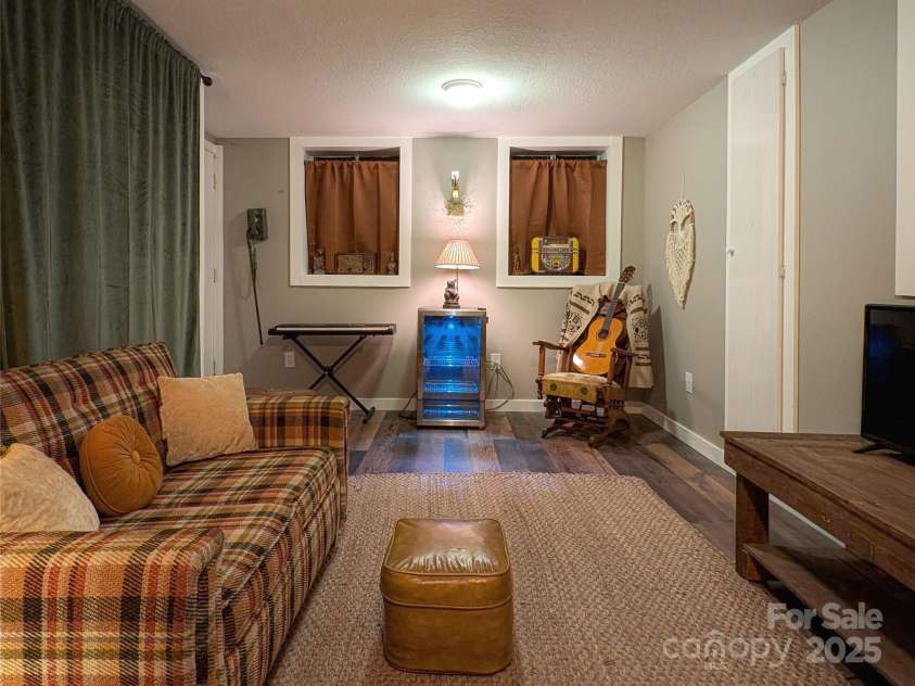 317 Balsam Drive, Waynesville, NC 28786.  MLS# CAR4244579, YatesRealty ID 9081. 