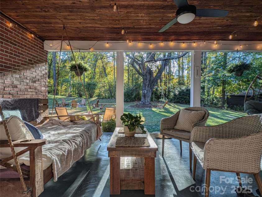 317 Balsam Drive, Waynesville, NC 28786.  MLS# CAR4244579, YatesRealty ID 9081. 