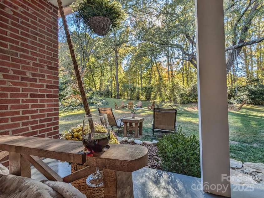 317 Balsam Drive, Waynesville, NC 28786.  MLS# CAR4244579, YatesRealty ID 9081. 