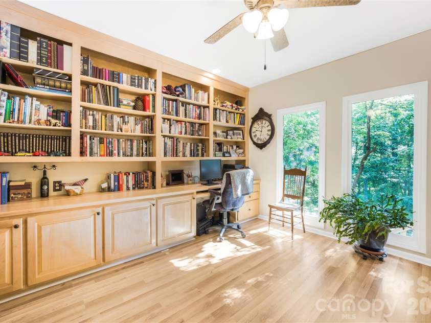 150 Stratford Place, Salisbury, NC 28144.  MLS# CAR4365399, YatesRealty ID 9083. 