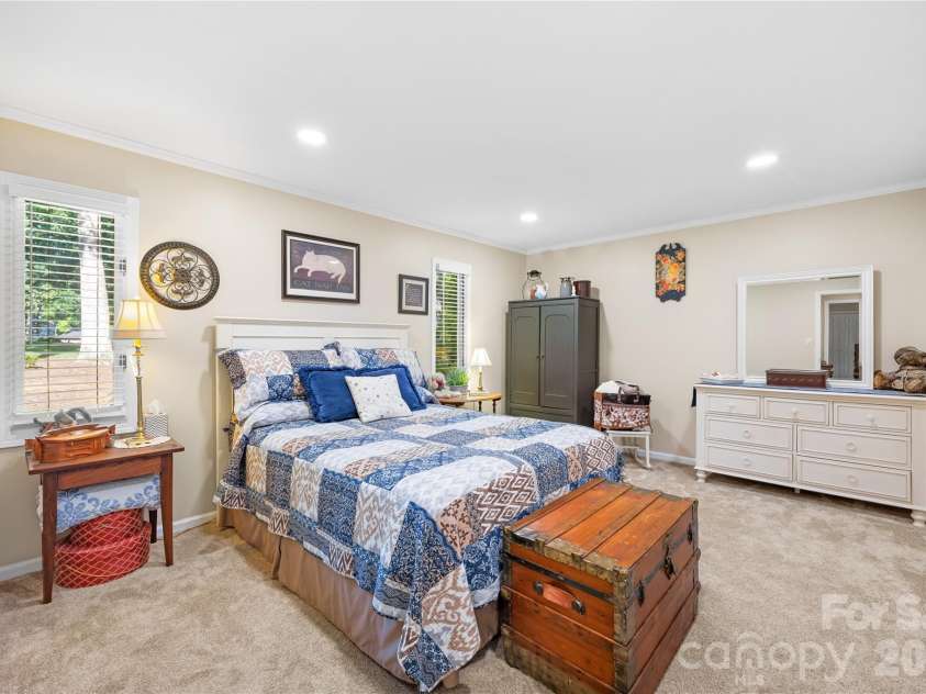 150 Stratford Place, Salisbury, NC 28144.  MLS# CAR4365399, YatesRealty ID 9083. 