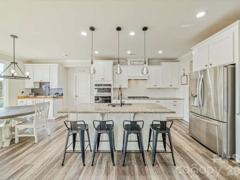 18905 Bankhead Road, Charlotte, NC 28278.  MLS# CAR4346580, YatesRealty ID 9084. 