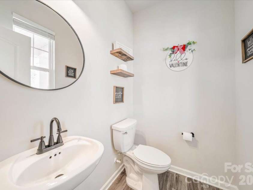 18905 Bankhead Road, Charlotte, NC 28278.  MLS# CAR4346580, YatesRealty ID 9084. 