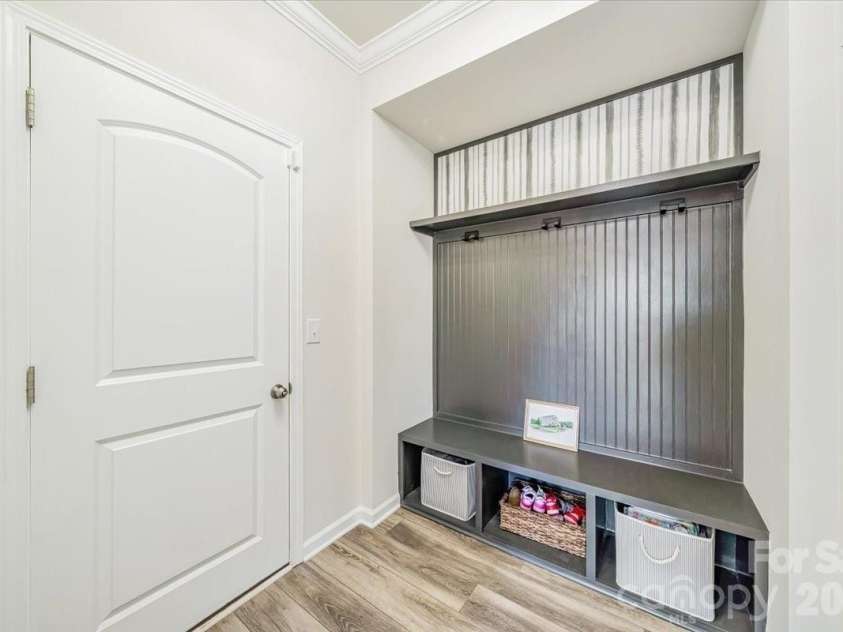 18905 Bankhead Road, Charlotte, NC 28278.  MLS# CAR4346580, YatesRealty ID 9084. 