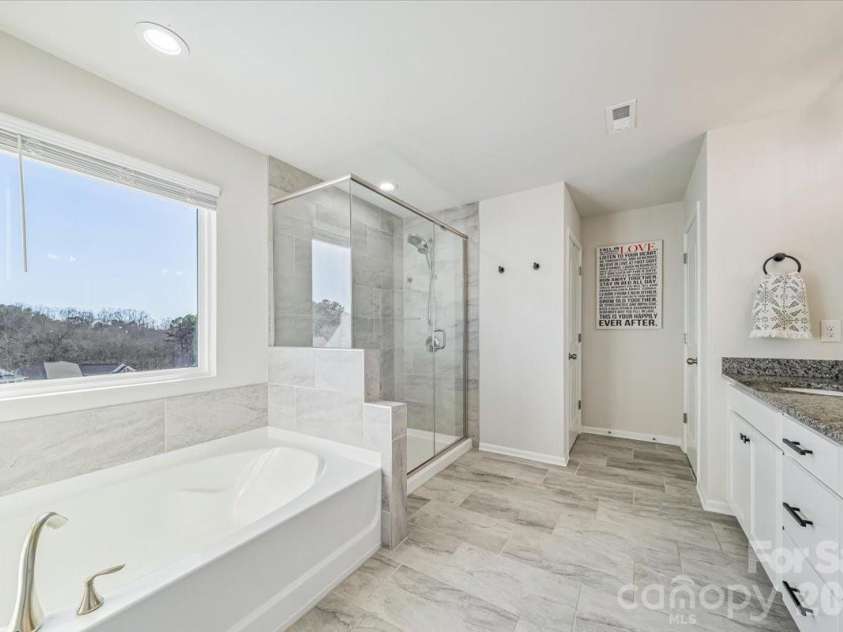 18905 Bankhead Road, Charlotte, NC 28278.  MLS# CAR4346580, YatesRealty ID 9084. 