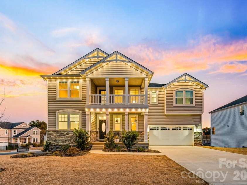 18905 Bankhead Road, Charlotte, NC 28278.  MLS# CAR4346580, YatesRealty ID 9084. 