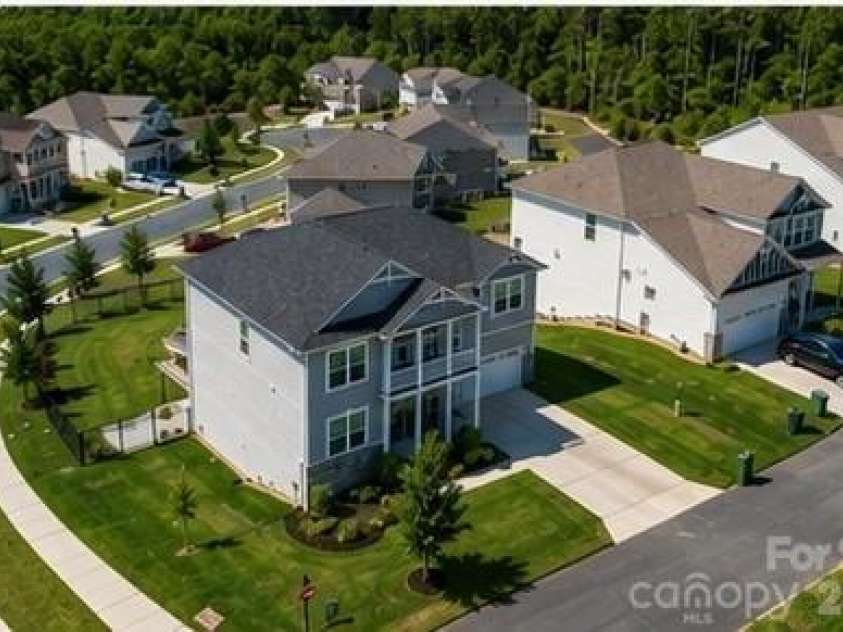 18905 Bankhead Road, Charlotte, NC 28278.  MLS# CAR4346580, YatesRealty ID 9084. 