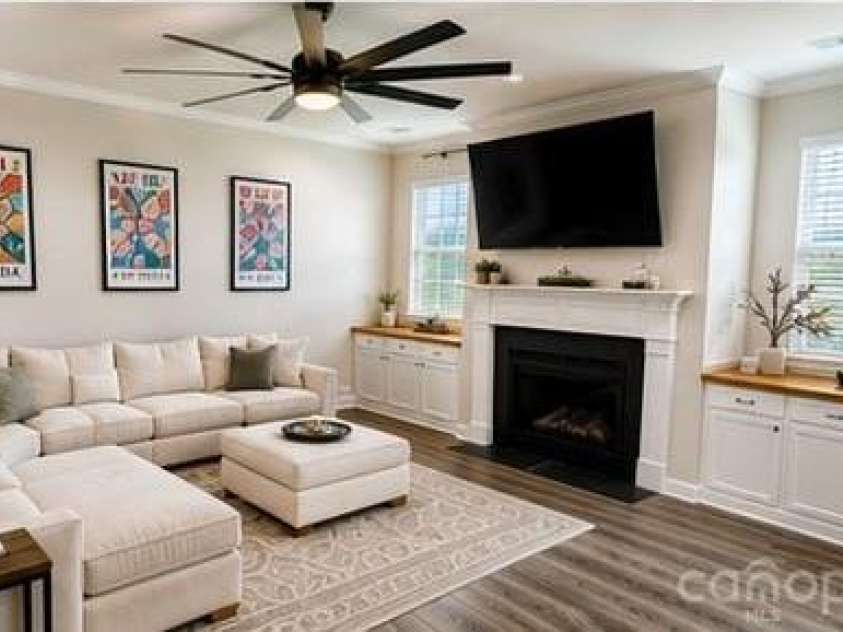 18905 Bankhead Road, Charlotte, NC 28278.  MLS# CAR4346580, YatesRealty ID 9084. Ai inhanced