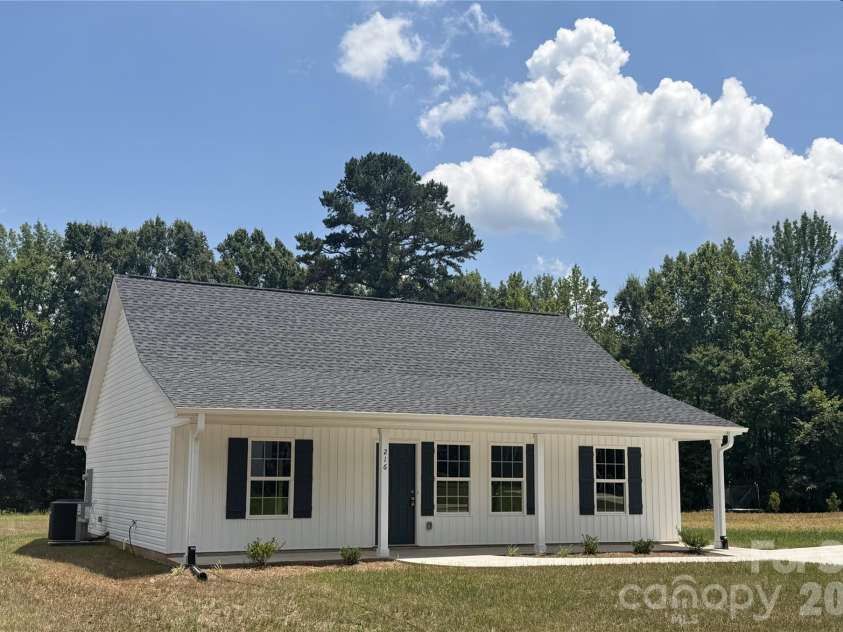 216 McClain Street, York, SC 29745.  MLS# CAR4325786, YatesRealty ID 9087. Frontview
