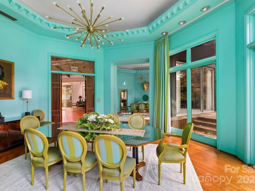 2850 Galsworthy Drive, Winston Salem, NC 27106.  MLS# CAR4202756, YatesRealty ID 909. 