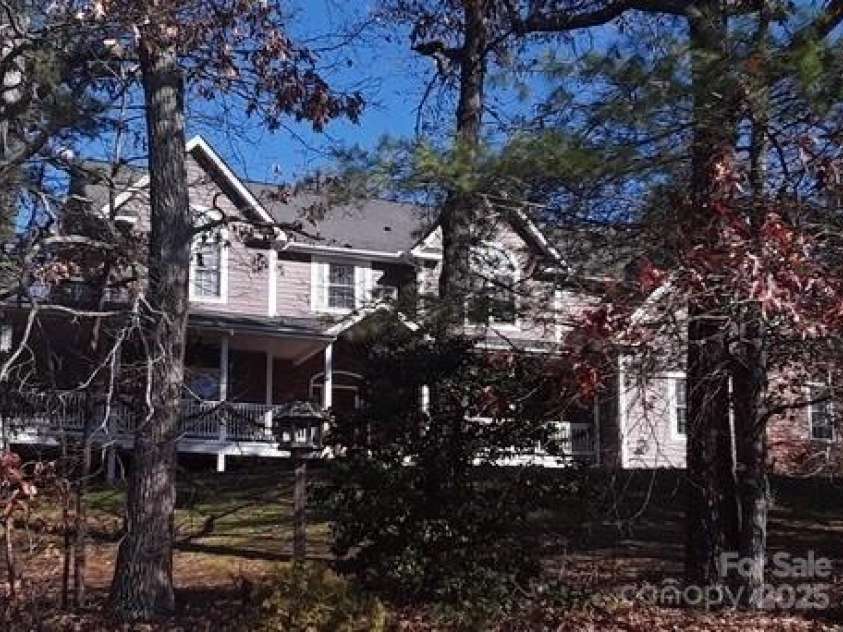 431 Settlers Trail, Mars Hill, NC 28754.  MLS# CAR4250329, YatesRealty ID 9091. 