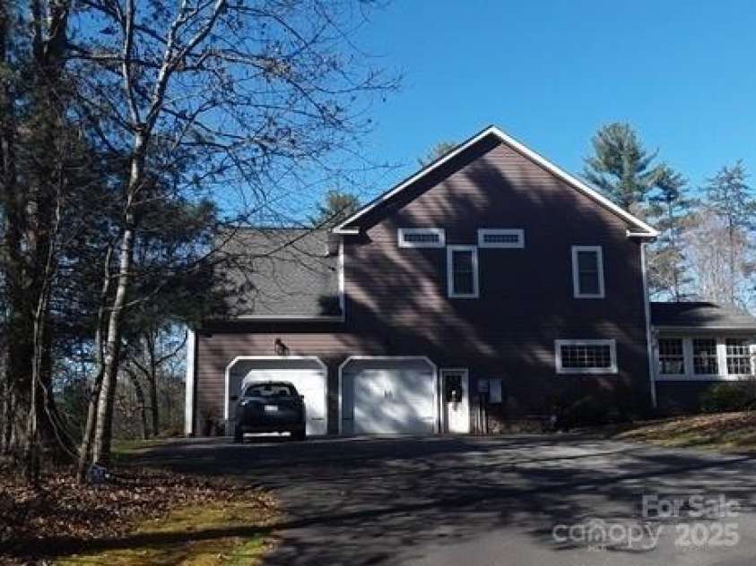 431 Settlers Trail, Mars Hill, NC 28754.  MLS# CAR4250329, YatesRealty ID 9091. 