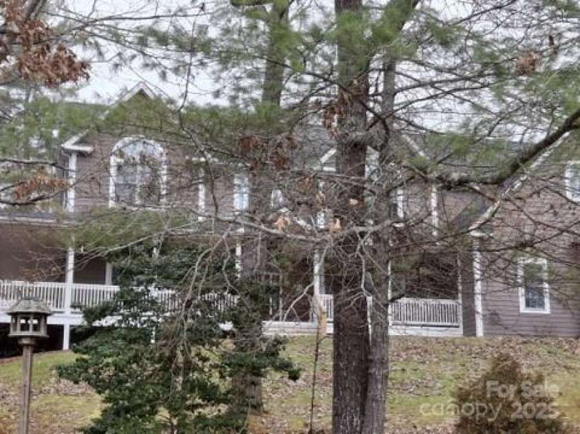 431 Settlers Trail, Mars Hill, NC 28754.  MLS# CAR4250329, YatesRealty ID 9091. 