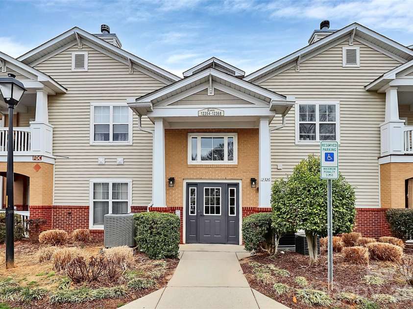 12368 Copper Mountain Boulevard, Charlotte, NC 28277.  MLS# CAR4350742, YatesRealty ID 9092. 