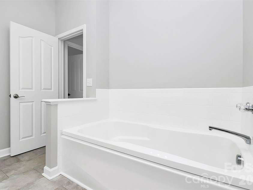 12368 Copper Mountain Boulevard, Charlotte, NC 28277.  MLS# CAR4350742, YatesRealty ID 9092. 
