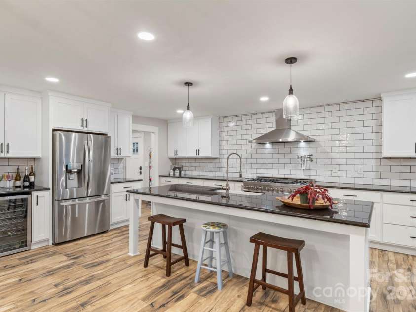 207 Blythe Mill Road, Waxhaw, NC 28173.  MLS# CAR4246156, YatesRealty ID 9092. 