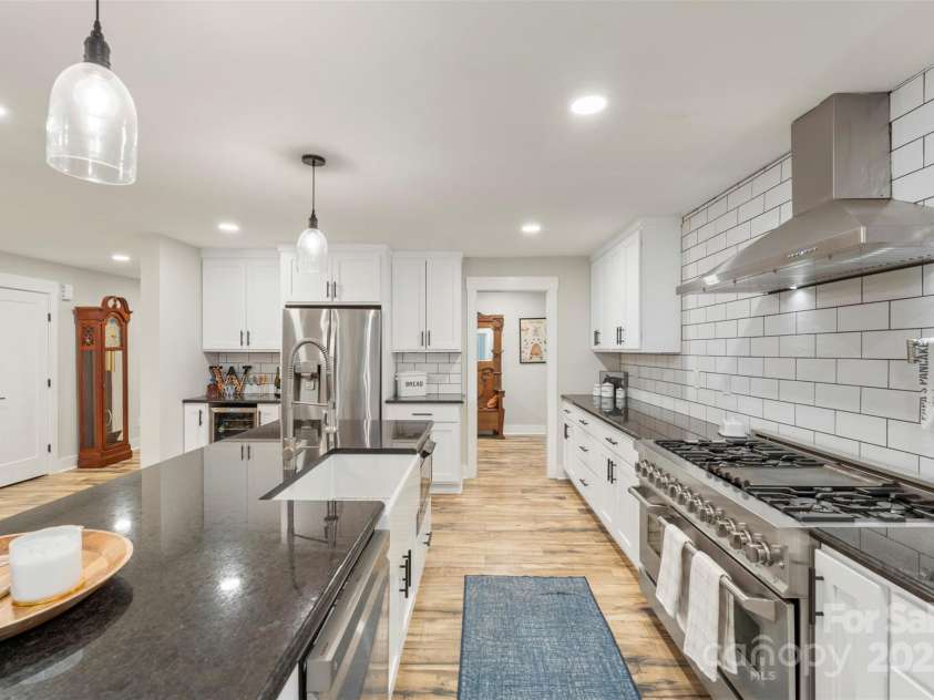 207 Blythe Mill Road, Waxhaw, NC 28173.  MLS# CAR4246156, YatesRealty ID 9092. 