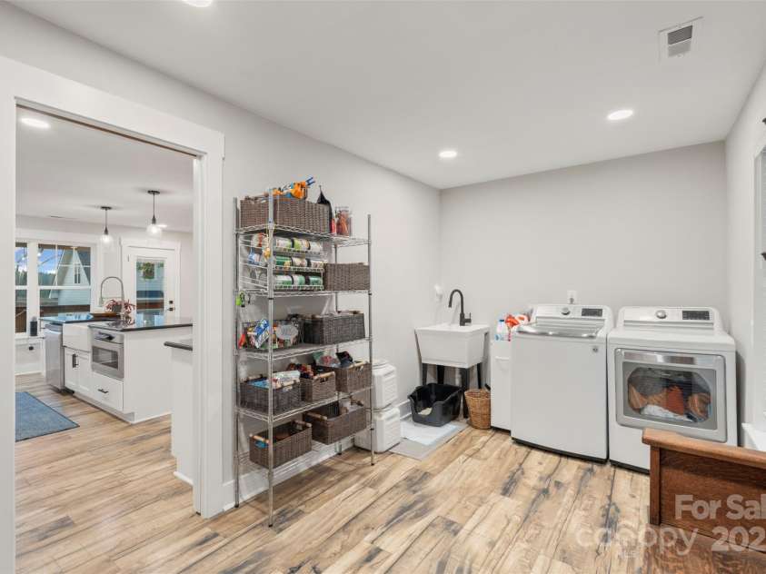 207 Blythe Mill Road, Waxhaw, NC 28173.  MLS# CAR4246156, YatesRealty ID 9092. 