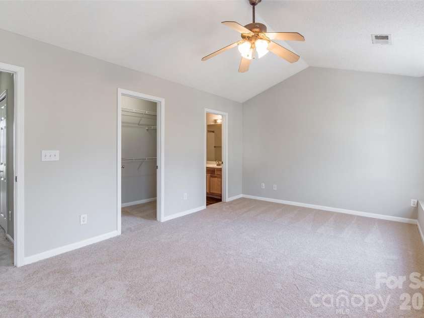 3167 Caldwell Ridge Parkway, Charlotte, NC 28213.  MLS# CAR4359979, YatesRealty ID 9093. 