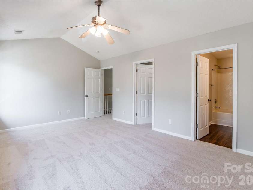 3167 Caldwell Ridge Parkway, Charlotte, NC 28213.  MLS# CAR4359979, YatesRealty ID 9093. 