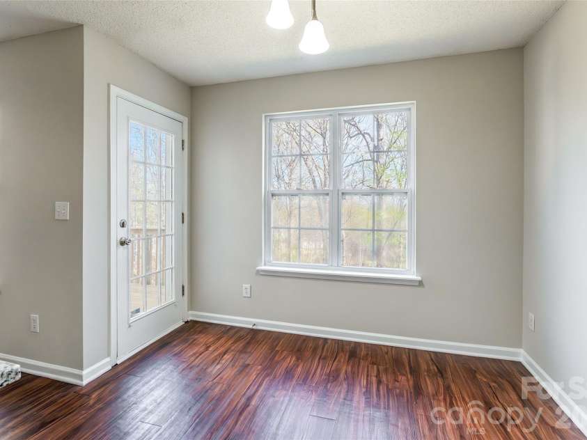 3167 Caldwell Ridge Parkway, Charlotte, NC 28213.  MLS# CAR4359979, YatesRealty ID 9093. Dining Area