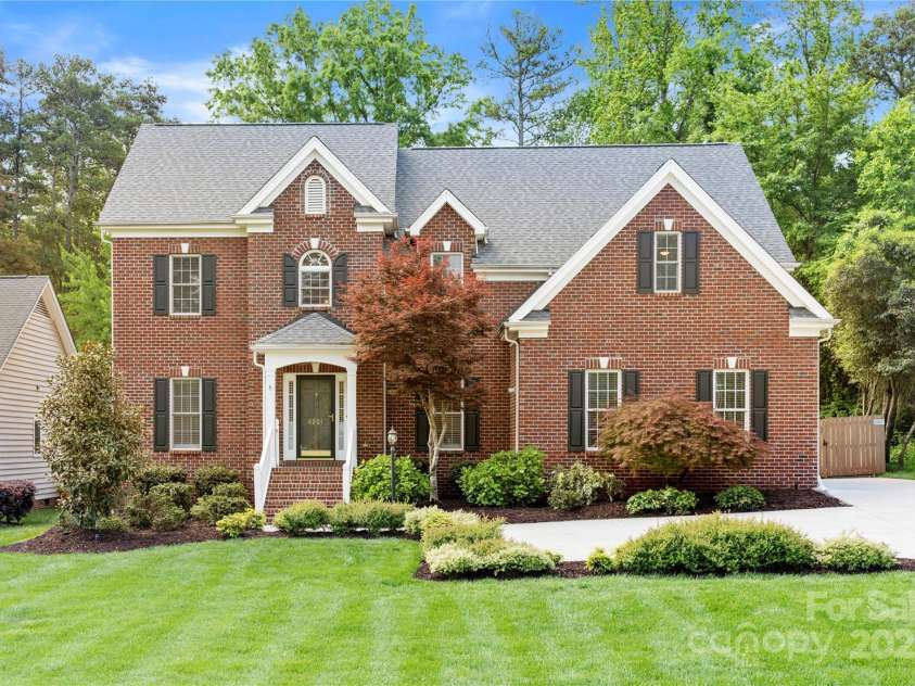 6201 Creola Road, Charlotte, NC 28270.  MLS# CAR4247249, YatesRealty ID 9093. 