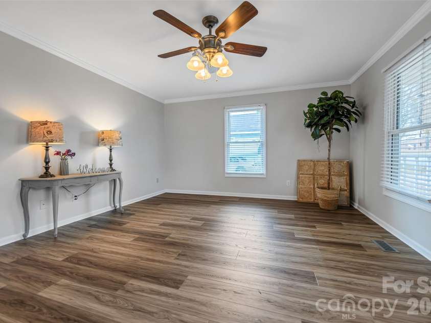 399 Woodlawn Street, Belmont, NC 28012.  MLS# CAR4318892, YatesRealty ID 9094. 