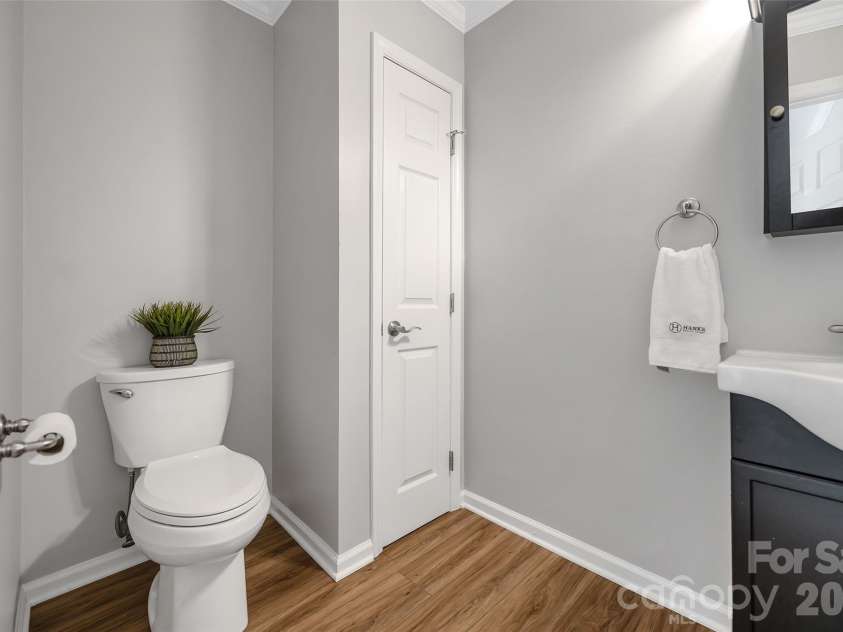 399 Woodlawn Street, Belmont, NC 28012.  MLS# CAR4318892, YatesRealty ID 9094. 