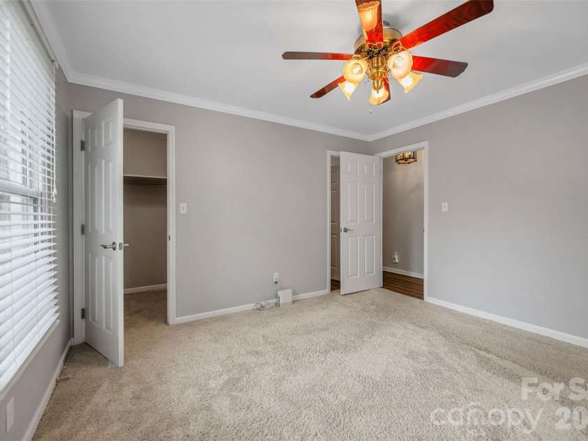 399 Woodlawn Street, Belmont, NC 28012.  MLS# CAR4318892, YatesRealty ID 9094. 