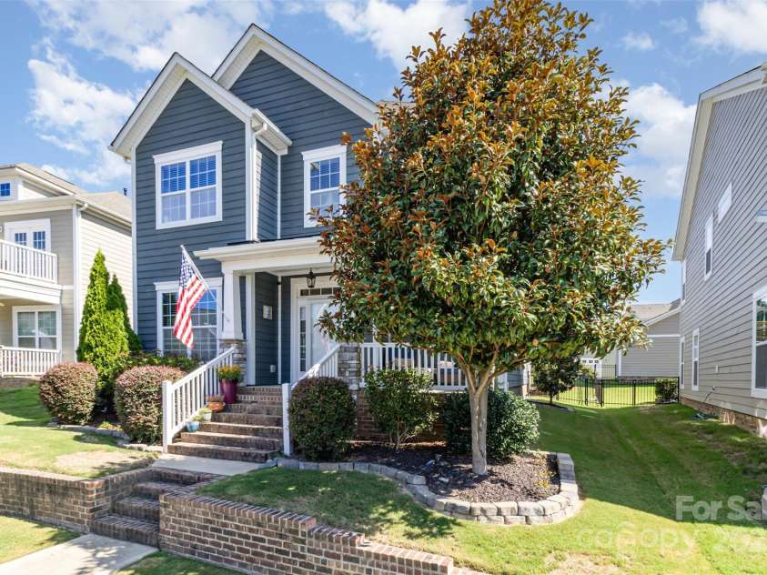 6187 Cloverdale Drive, Tega Cay, SC 29708.  MLS# CAR4226787, YatesRealty ID 9094. Mature landscaping