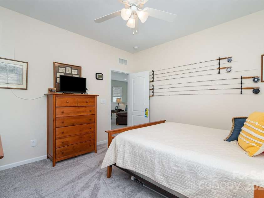 6187 Cloverdale Drive, Tega Cay, SC 29708.  MLS# CAR4226787, YatesRealty ID 9094. Walkin closet