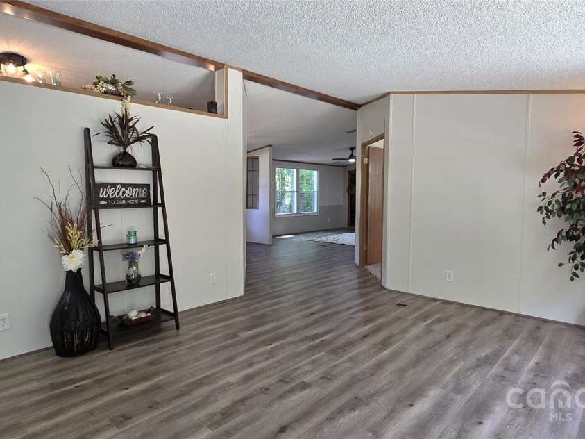 307 Aquarius Drive, Clover, SC 29710.  MLS# CAR4251663, YatesRealty ID 9095. 