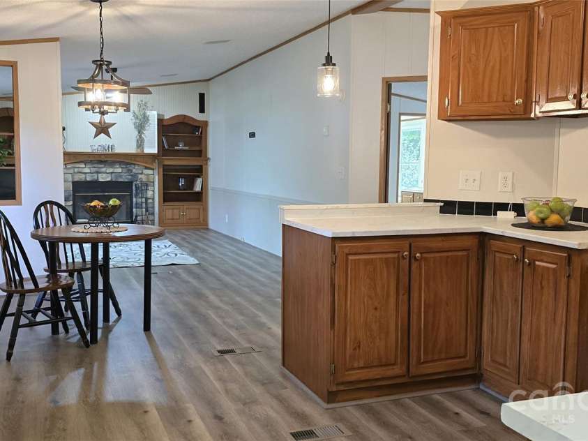 307 Aquarius Drive, Clover, SC 29710.  MLS# CAR4251663, YatesRealty ID 9095. 