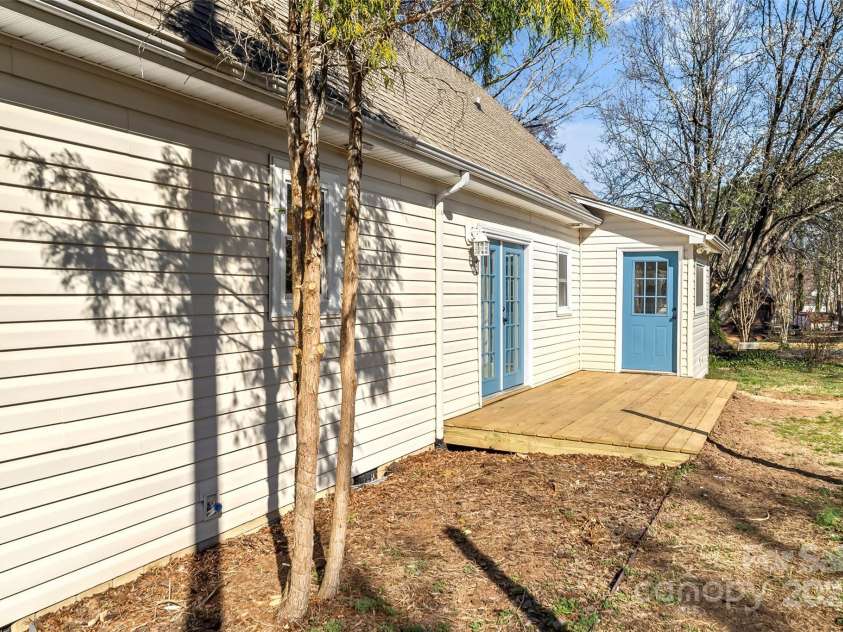 406 29th Street, Kannapolis, NC 28083.  MLS# CAR4228931, YatesRealty ID 9096. 