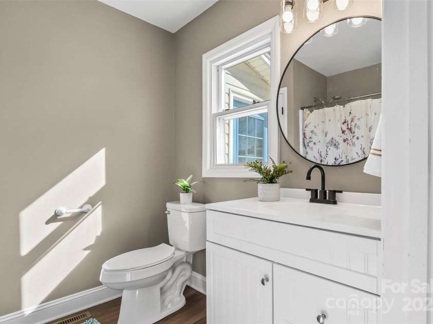 406 29th Street, Kannapolis, NC 28083.  MLS# CAR4228931, YatesRealty ID 9096. 