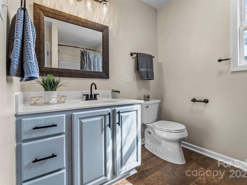 406 29th Street, Kannapolis, NC 28083.  MLS# CAR4228931, YatesRealty ID 9096. 